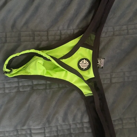 New Breedwell Neon Green and Black Thong - Large - Picture 2 of 2